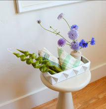 Load image into Gallery viewer, Gracious Host Gift Package