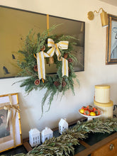 Load image into Gallery viewer, Olde Made x Plantie Rox Wreath
