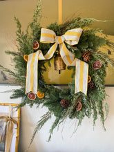 Load image into Gallery viewer, Olde Made x Plantie Rox Wreath
